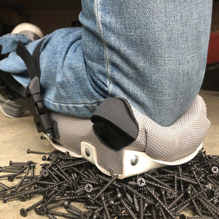 ProKnee kneecup shape